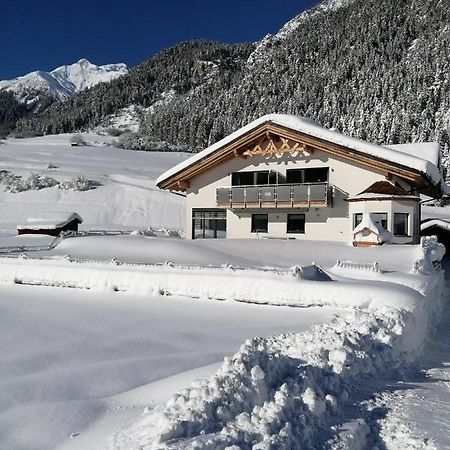 Apart Stella Alpina Pettneu am Arlberg Exterior photo
