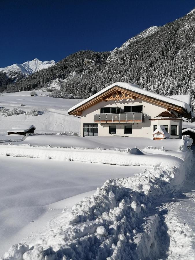 Apart Stella Alpina Pettneu am Arlberg Exterior photo